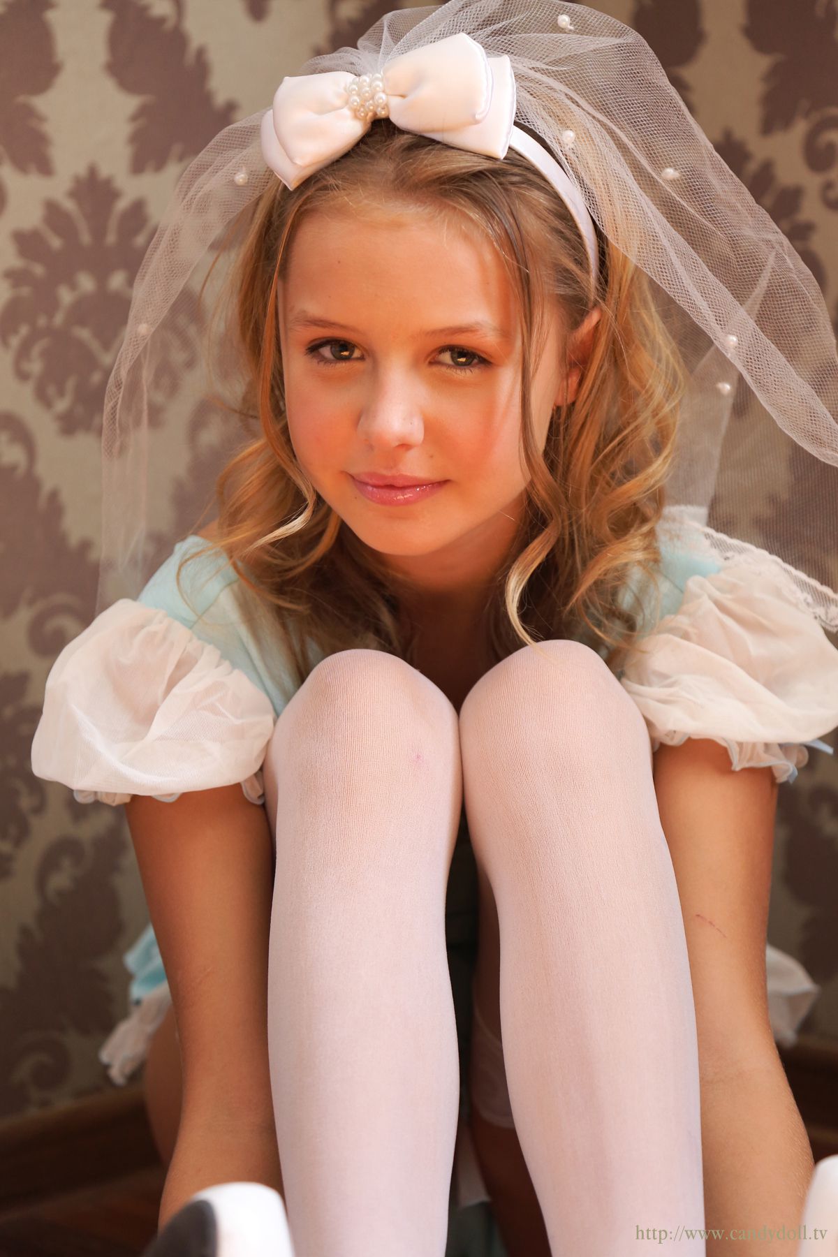 MikaS精美套图第十五弹(100P)